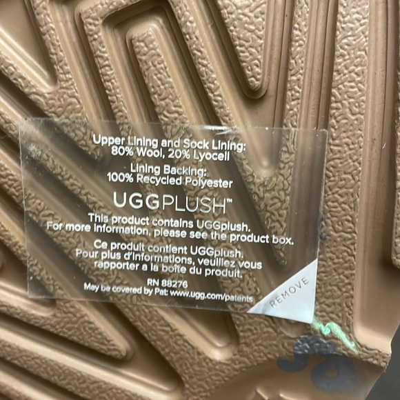 Brand new Ugg boots - Picture 4 of 4